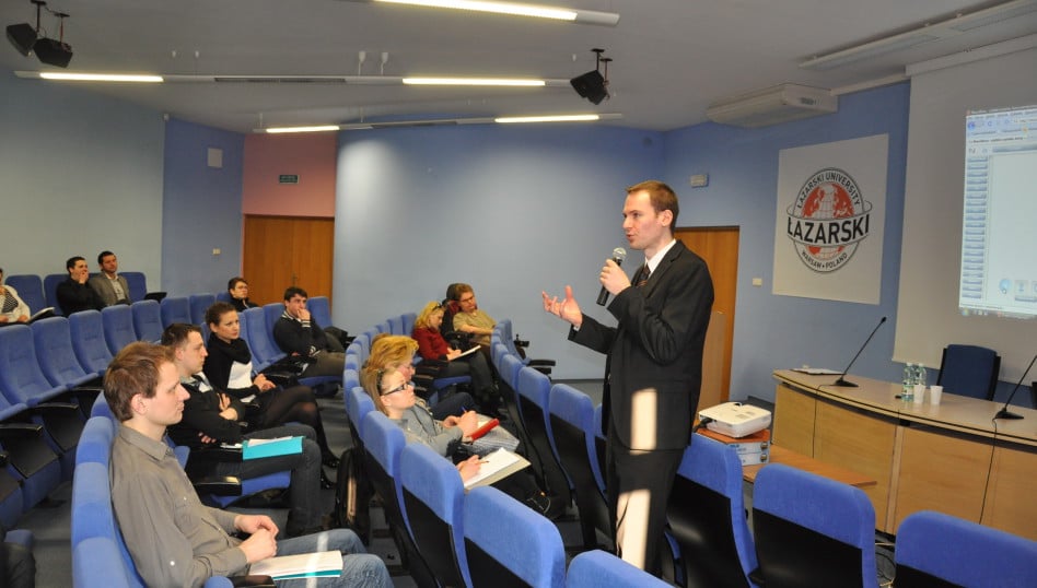 Lazarski-university-4