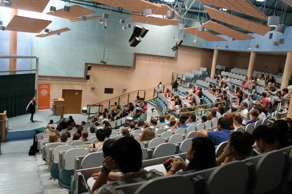 Lazarski-university-3